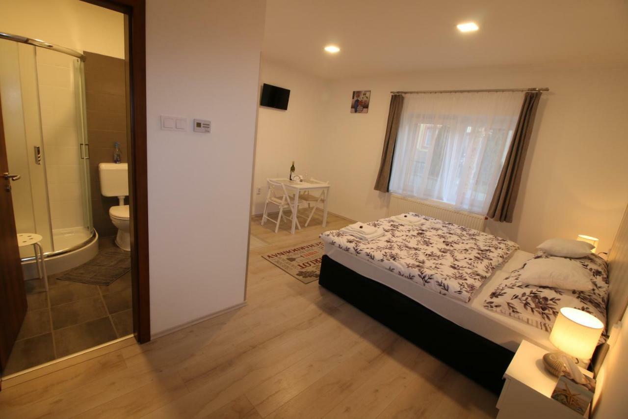 Szent Ivan Apartman Егер Екстериор снимка