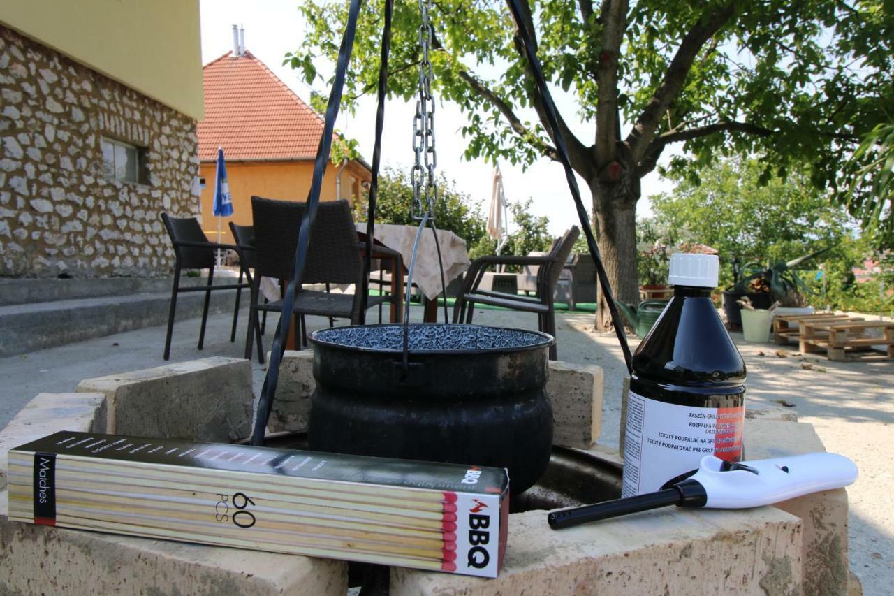 Szent Ivan Apartman Егер Екстериор снимка