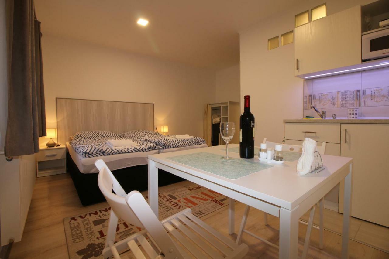 Szent Ivan Apartman Егер Екстериор снимка